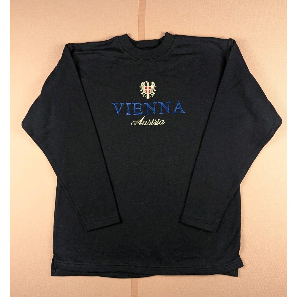 Vintage VIENNA AUSTRIA Navy Fleece Sweatshirt Embroidered New Size M Souvenir